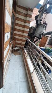 Balcony Image of 650 Sq.ft 1 RK Builder Floor for rent in Dwarka Mor New Delhi for Rs. 11000