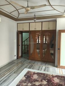 Bedroom Image of 2000 Sq.ft 4 BHK Independent House for rent in Adajan Surat for Rs. 36000