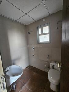 Bathroom Image of 666 Sq.ft 2 BHK Apartment / Flat for rent in Ashish Govardhan Heights, Jaisinghpura Jaipur for Rs. 13000