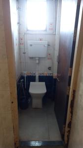 Bathroom Image of 720 Sq.ft 1 BHK Apartment / Flat for rent in Maharashtra Co-Operative Housing Society, Yerawada Pune for Rs. 20000
