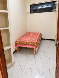 Bedroom Image of 1400 Sq.ft 12 BHK Independent House for sale in Basharatpur Gorakhpur for Rs. 19500000