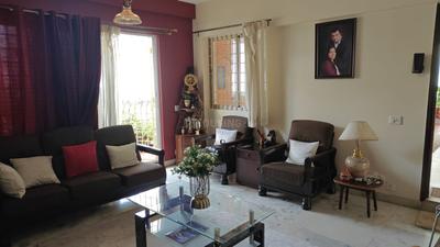 Hall Image of 1350 Sq.ft 2 BHK Apartment / Flat for sale in Embassy Place, Benson Town Bengaluru for Rs. 23000000