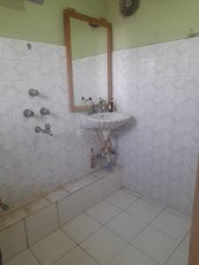 Image of 900 Sq.ft 2 BHK Apartment / Flat for sale in Lake Gardens, Kolkata for Rs. 4500000