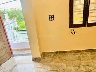 Bedroom Image of 1000 Sq.ft 3 BHK Builder Floor for rent in Shastripuram Agra for Rs. 15000
