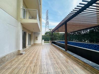 Balcony Image of 1900 Sq.ft 3 BHK Apartment / Flat for rent in Puri Aanand Vilas, Sector 81 Faridabad for Rs. 60000