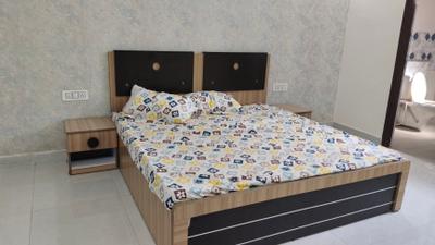 Bedroom Image of 2100 Sq.ft 3 BHK Apartment / Flat for sale in Krishna Dwarkesh Grand, Kundol Agra for Rs. 3399000