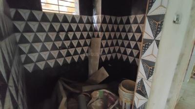 Bathroom Image of 420 Sq.ft 1 BHK Apartment / Flat for sale in Keshtopur Kolkata for Rs. 1250000