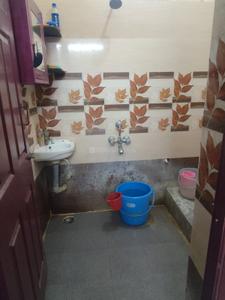 Bathroom Image of 750 Sq.ft 2 BHK Apartment / Flat for sale in Varma Mirdhu Inn, Ammapet Salem for Rs. 3500000