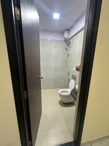 Bathroom Image of 630 Sq.ft 2 BHK Apartment / Flat for rent in Raymond Realty Ten X Habitat, Thane West Thane for Rs. 45000