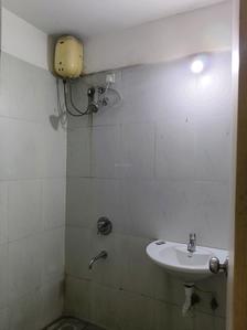 Common Bathroom Image of 909 Sq.ft 2 BHK Apartment / Flat for sale in Lodha Casa Rio, Palava Phase 1 Thane for Rs. 5350000
