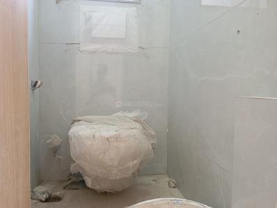 Bathroom Image of 620 Sq.ft 1 BHK Apartment / Flat for rent in Concrete Sai Swayam, Chembur Mumbai for Rs. 65000