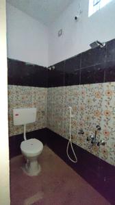 Bathroom Image of 900 Sq.ft 2 BHK Independent House for sale in Veppampattu Chennai for Rs. 3300000
