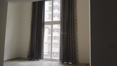 Bedroom Image of 2500 Sq.ft 3.5 BHK Apartment / Flat for sale in Mahagun Mezzaria, Sector 78 Noida for Rs. 42500000