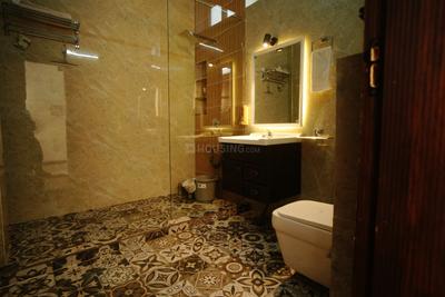 Bathroom Image of 3200 Sq.ft 5 BHK Villa for sale in Bhimtal Nainital for Rs. 47000000
