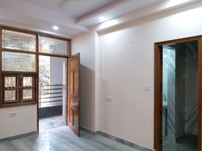 Bedroom Image of 1800 Sq.ft 4 BHK Apartment / Flat for sale in Shalimar Garden Ghaziabad for Rs. 12510000