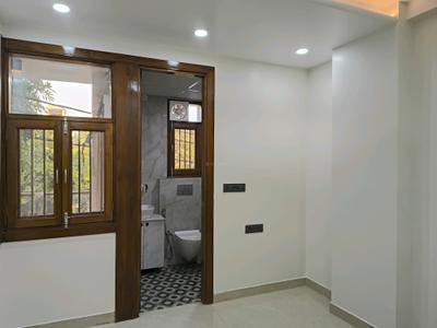 Bedroom Image of 1450 Sq.ft 3 BHK Builder Floor for sale in Vaishali Ghaziabad for Rs. 14000000