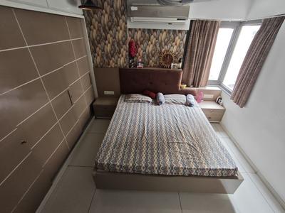 Bedroom Image of 2142 Sq.ft 3 BHK Apartment / Flat for sale in Radhe Homes 42 Parkview, Science City Ahmedabad for Rs. 21500000