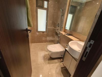 Image of 1051 Sq.ft 3 BHK Apartment / Flat for rent in Hiranandani Highland A B C D And E Wing, Powai, Mumbai for Rs. 138000