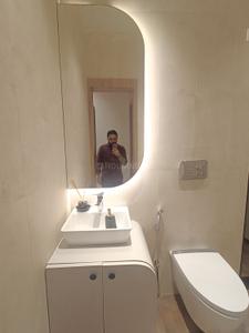 Bathroom Image of 750 Sq.ft 2 BHK Apartment / Flat for sale in The Baya Sunrise, Dadar East Mumbai for Rs. 25000000