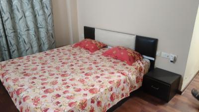Bedroom Image of 1350 Sq.ft 3 BHK Apartment / Flat for rent in Adani The Meadows, Shantigram Ahmedabad for Rs. 42000