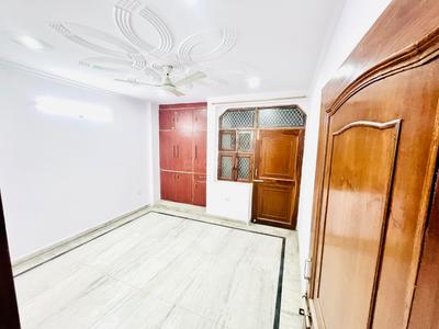 Bedroom Image of 900 Sq.ft 3 BHK Builder Floor for rent in Uttam Nagar New Delhi for Rs. 18500