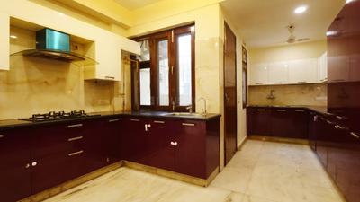Kitchen Image of 3200 Sq.ft 3 BHK Builder Floor for rent in Sector 36 Noida for Rs. 85000