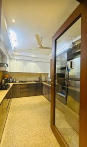 Kitchen Image of 1800 Sq.ft 3 BHK Builder Floor for sale in Sector 27 Gurgaon for Rs. 41000000