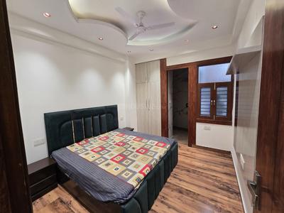 Bedroom Image of 1200 Sq.ft 3 BHK Builder Floor for sale in Shalimar Garden Ghaziabad for Rs. 6700000