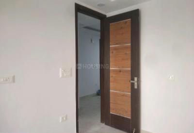 Bedroom Image of 1000 Sq.ft 3 BHK Builder Floor for sale in Govindpuri New Delhi for Rs. 6200000