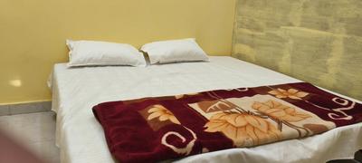 Bedroom Image of Maa sharda home stay in Nagwa Lanka, Varanasi