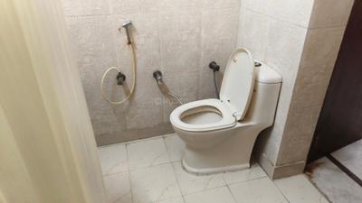 Image of 2100 Sq.ft 3 BHK Apartment / Flat for rent in Sector 10 Dwarka, New Delhi for Rs. 51000