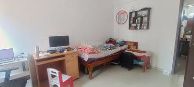 Bedroom Image of 1150 Sq.ft 2 BHK Apartment / Flat for rent in Alcon Renaissant, Kharadi Pune for Rs. 38000