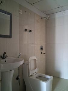 Common Bathroom Image of 1179 Sq.ft 2.5 BHK Apartment / Flat for sale in Amrapali Silicon City, Sector 76 Noida for Rs. 12100000