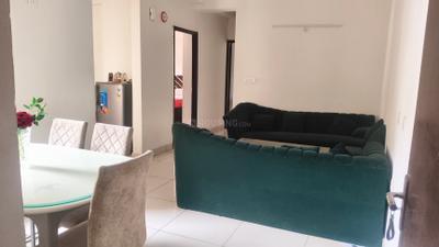 Living Room Image of 900 Sq.ft 2 BHK Apartment / Flat for rent in Supertech The Romano, Sector 118 Noida for Rs. 29000