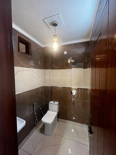 Uttam nagar west, Uttam Nagar Bathroom 1