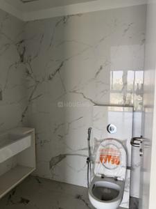 Bathroom Image of 1650 Sq.ft 3 BHK Apartment / Flat for rent in Clover Highlands, Kondhwa Pune for Rs. 55000