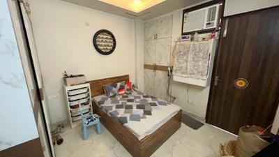 Bedroom Image of 855 Sq.ft 3 BHK Builder Floor for sale in Mahavir Enclave New Delhi for Rs. 7700000
