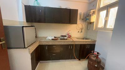 Kitchen Image of 680 Sq.ft 1 BHK Apartment / Flat for rent in ROF Amaltas, Sector 92 Gurgaon for Rs. 19500