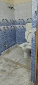 Bathroom Image of 850 Sq.ft 2 BHK Apartment / Flat for sale in Airport Gate no. 1 Kolkata for Rs. 3500000