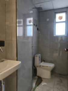 Common Bathroom Image of 1450 Sq.ft 3 BHK Apartment / Flat for sale in Noida Extension Greater Noida for Rs. 5500500