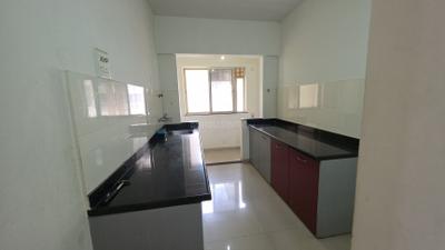 Kitchen Image of 990 Sq.ft 2 BHK Apartment / Flat for rent in Vascon Vista Phase 2, Indira Nagar Nashik for Rs. 14000