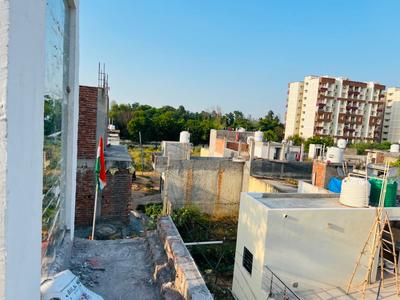 Image of 495 Sq.ft Residential Plot / Land for sale in Maruti Kunj, Gurgaon for Rs. 1950000