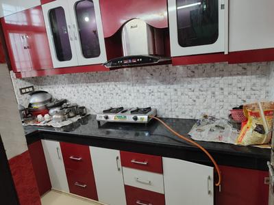 Kitchen Image of 1200 Sq.ft 3 BHK Apartment / Flat for rent in Hario Gaya for Rs. 20000