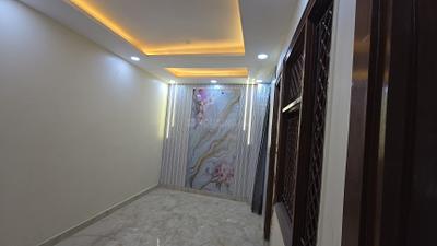 Bedroom Image of 1100 Sq.ft 3 BHK Builder Floor for sale in Laxmi Nagar New Delhi for Rs. 8600000
