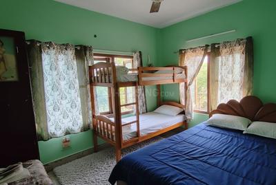 Bedroom Image of Cherry Girls PG in Phool Bagan, Kolkata