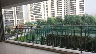 Balcony Image of 3360 Sq.ft 4 BHK Apartment / Flat for sale in Godrej Woods Phase 3, Sector 43 Noida for Rs. 71000000