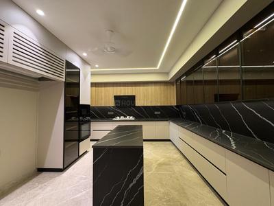 Kitchen Image of 4500 Sq.ft 4 BHK Independent House for sale in DLF City Phase 1, DLF Phase 1 Gurgaon for Rs. 60000000
