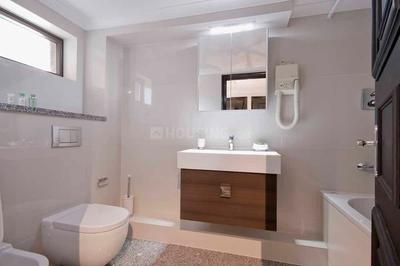 Bathroom Image of 3600 Sq.ft 4 BHK Apartment / Flat for sale in Bandra West Mumbai for Rs. 195000000