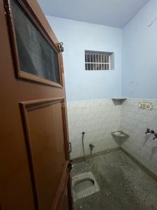 Bathroom Image of 1800 Sq.ft 3 BHK Builder Floor for rent in Sector 9 Faridabad for Rs. 20000