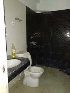 Bathroom Image of 1800 Sq.ft 4 BHK Apartment / Flat for sale in Ashiana Upvan, Indirapuram Ghaziabad for Rs. 30000000
